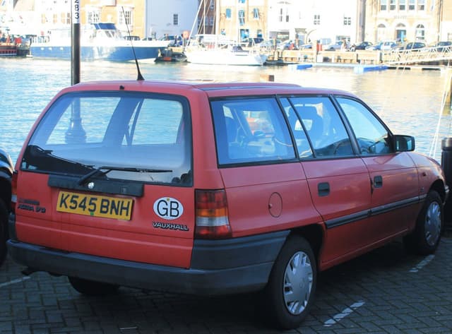 1994 Vauxhall Astra Mk III Estate 1.6i 16V (100 Hp)